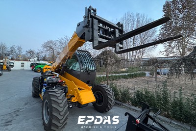 Teleskoplæsser med pallegafler